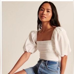NWT Abercrombie & Fitch White Puff Sleeve Cropped Blouse